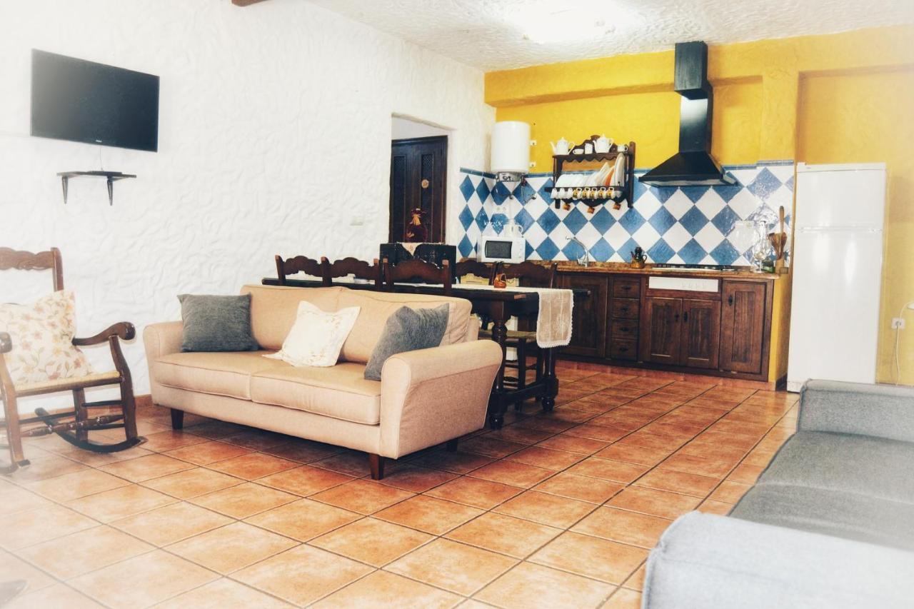 בית הארחה אל בוסקה 	El Antiguo Molino מראה חיצוני תמונה